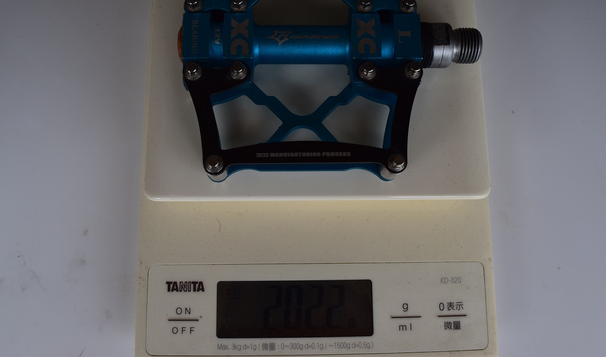 ROCKBROSのMTBペダル片側実測重量