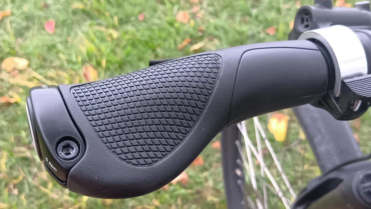 ERGON GP1-Lグリップ